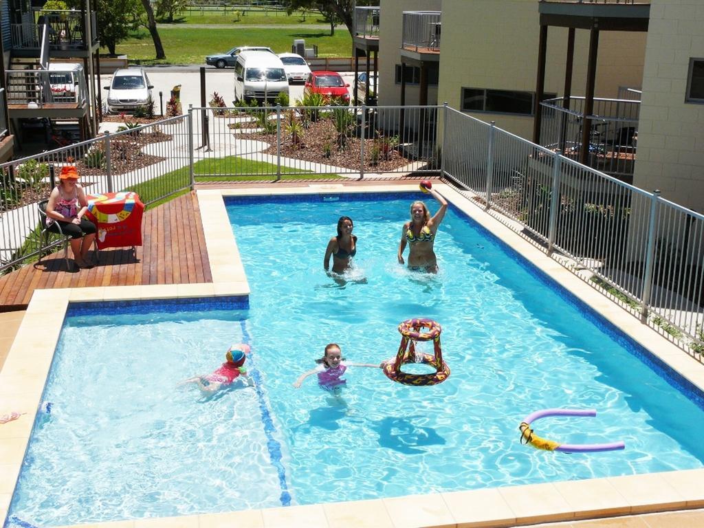 EMU'S BEACH RESORT, EMU PARK