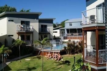 EMU'S BEACH RESORT, EMU PARK